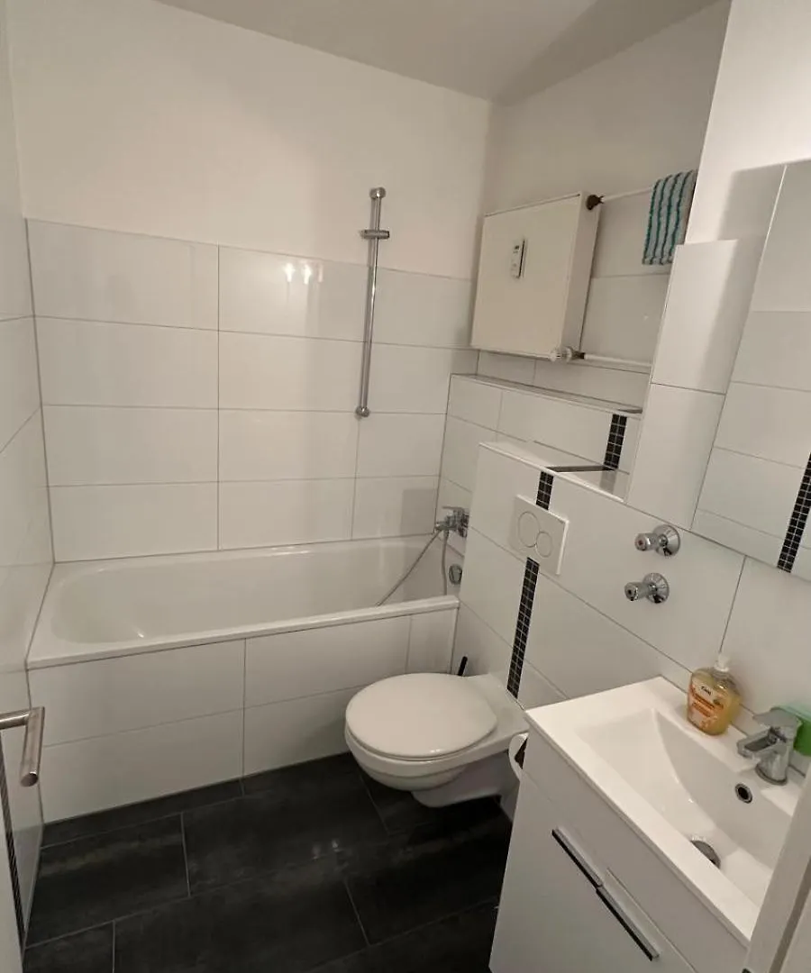 Small Cozy Apartment In Cologne City